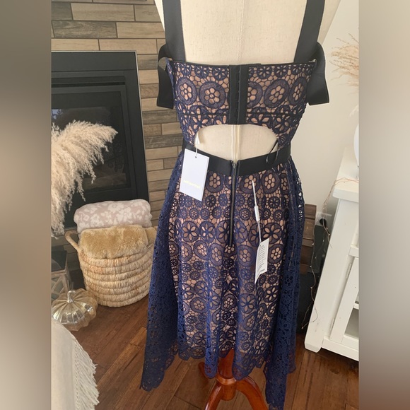 NWT Self-Portrait Circle Blue Navy Lace Asymmetric Hem Midi Cocktail Dress Sz 6 - Picture 3 of 9